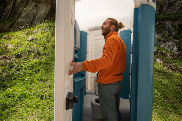 Best Construction site porta potty rental  in Deland Southwest, FL