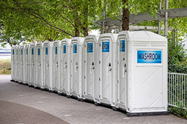 Best High-end porta potty rental  in Deland Southwest, FL