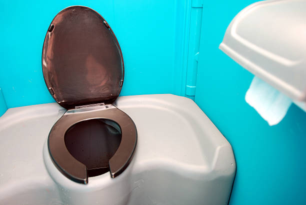 Best Luxury portable toilet rental  in Deland Southwest, FL